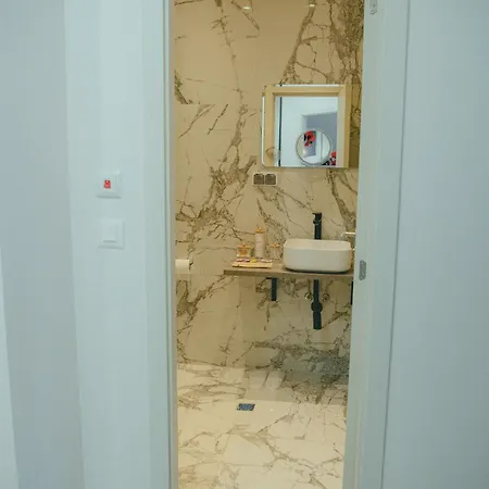 Luxury 1 Bedroom