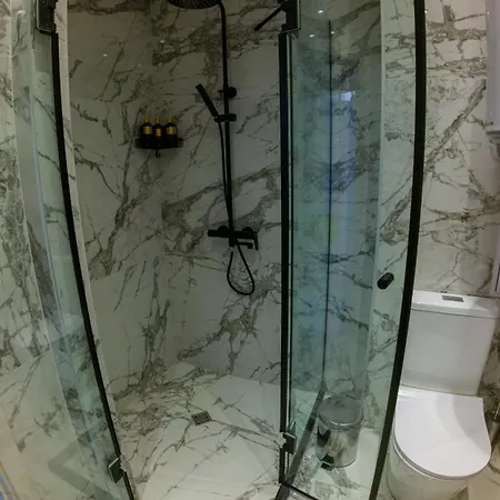 Luxury 1 Bedroom 5th Floor * فارنا